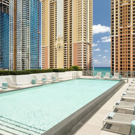 Residence Inn Miami Sunny Isles Beach Exterior photo