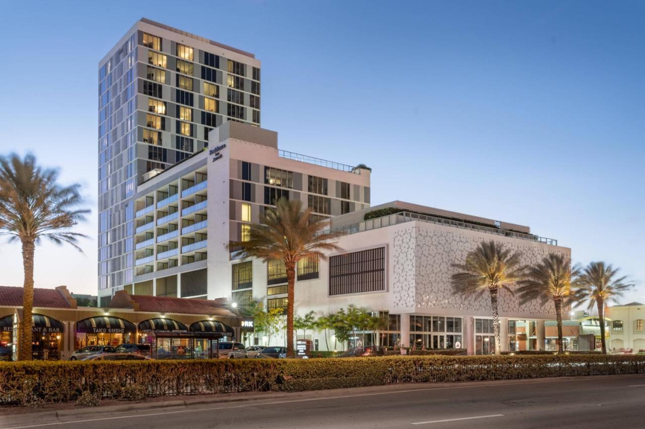 Residence Inn Miami Sunny Isles Beach Exterior photo