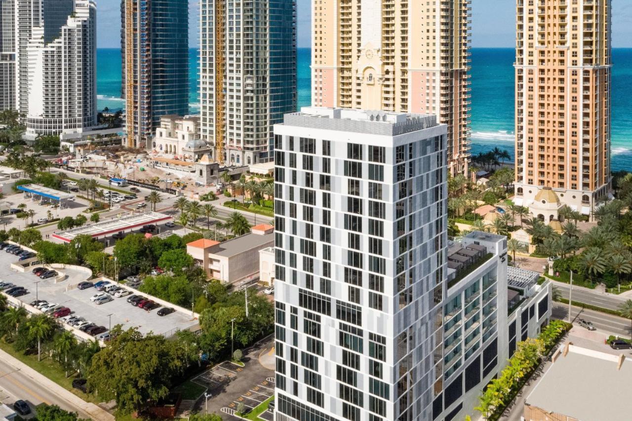 Residence Inn Miami Sunny Isles Beach Exterior photo