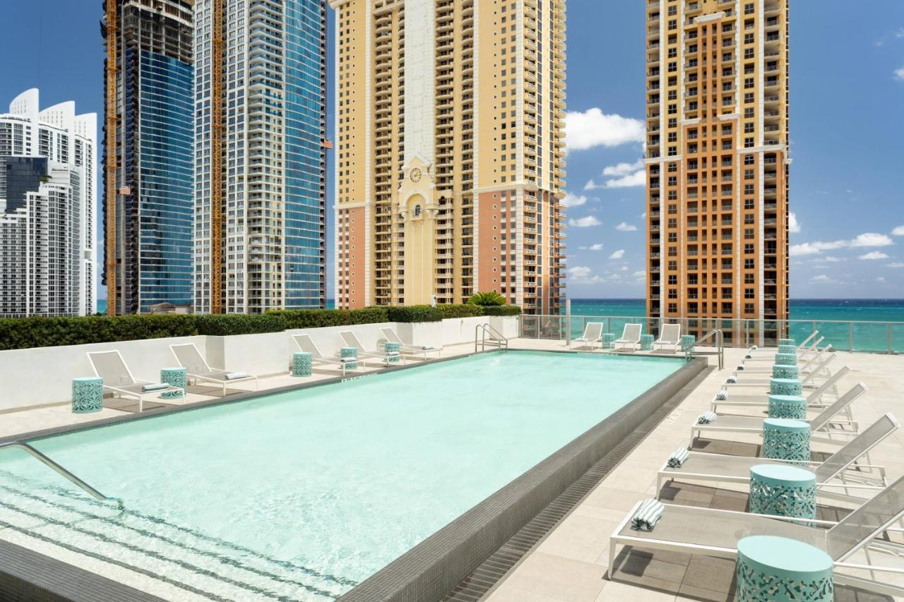 Residence Inn Miami Sunny Isles Beach Exterior photo
