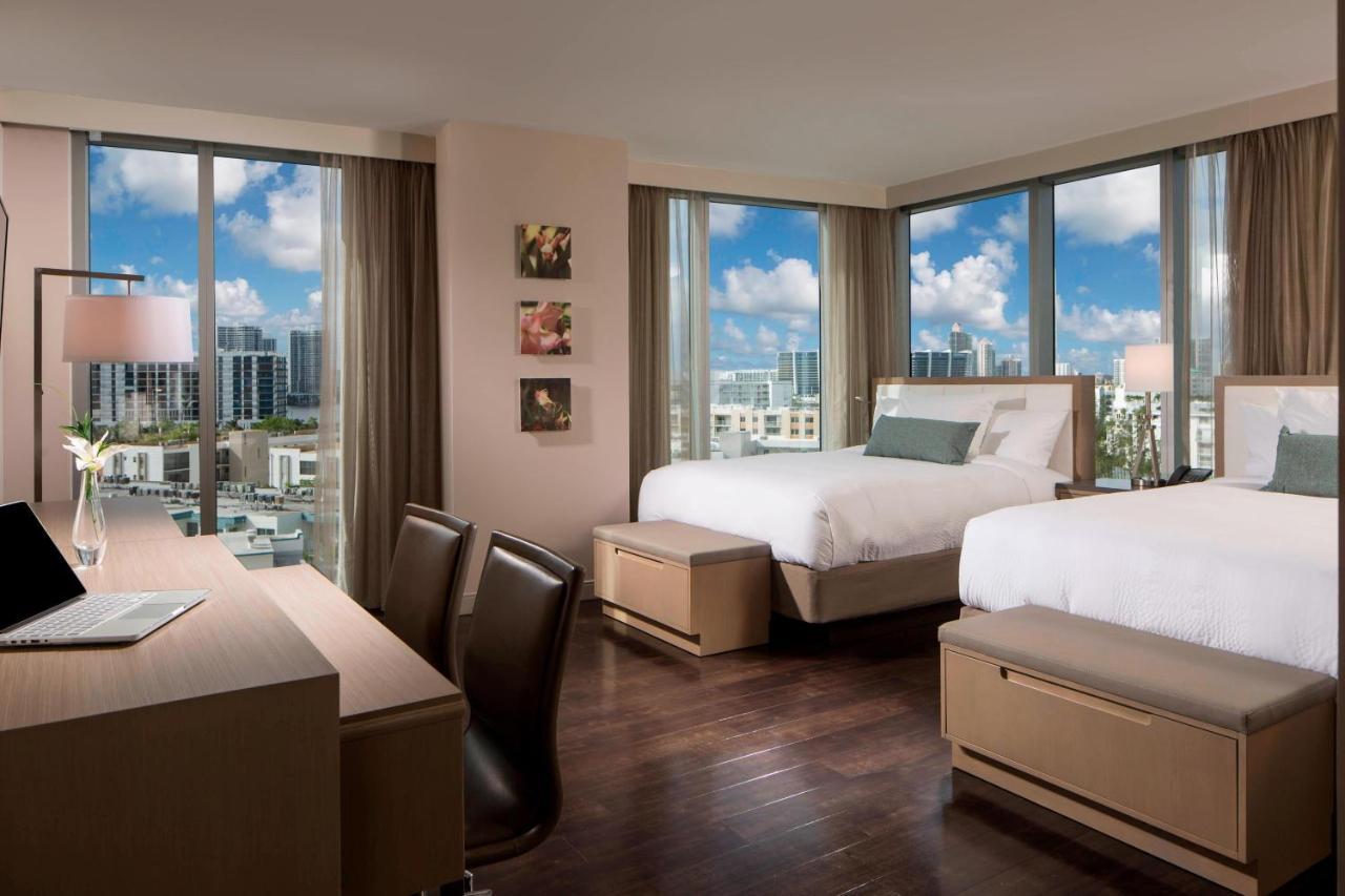 Residence Inn Miami Sunny Isles Beach Exterior photo